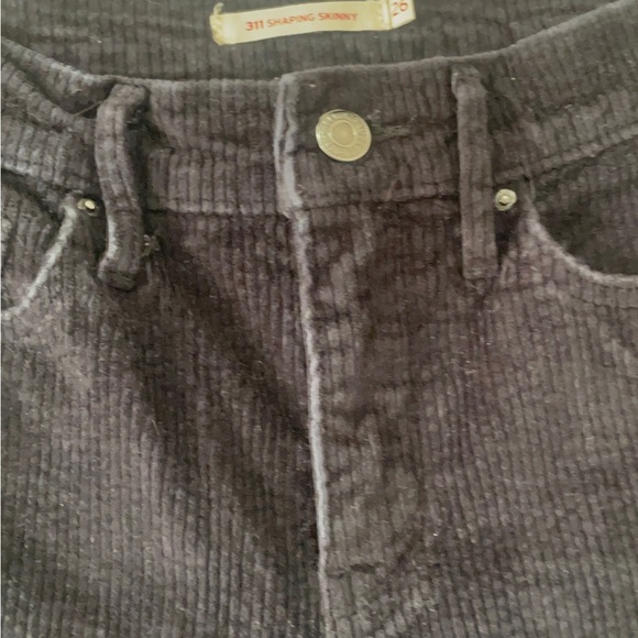 Levi's Women's black velvet Skinny Jeans - Picture 6 of 11